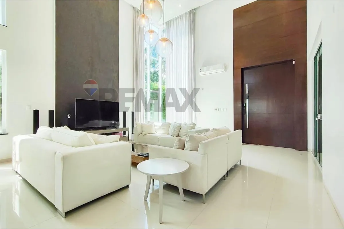 Casa en venta en Mbachio