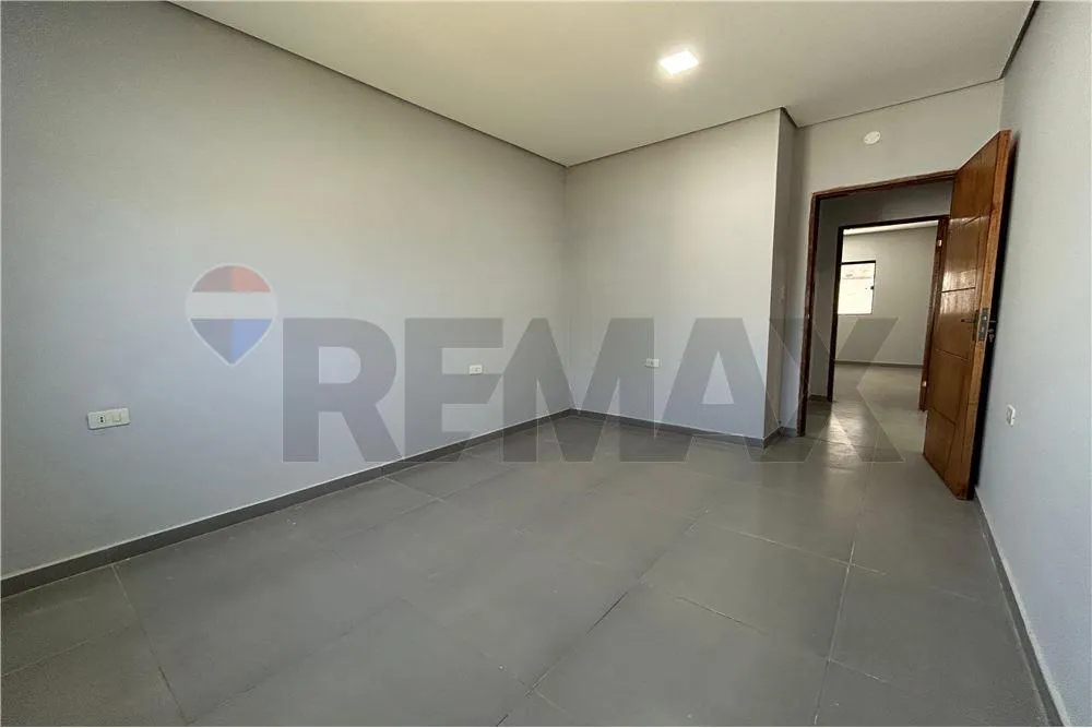 Duplex en venta en MBOKAJATY