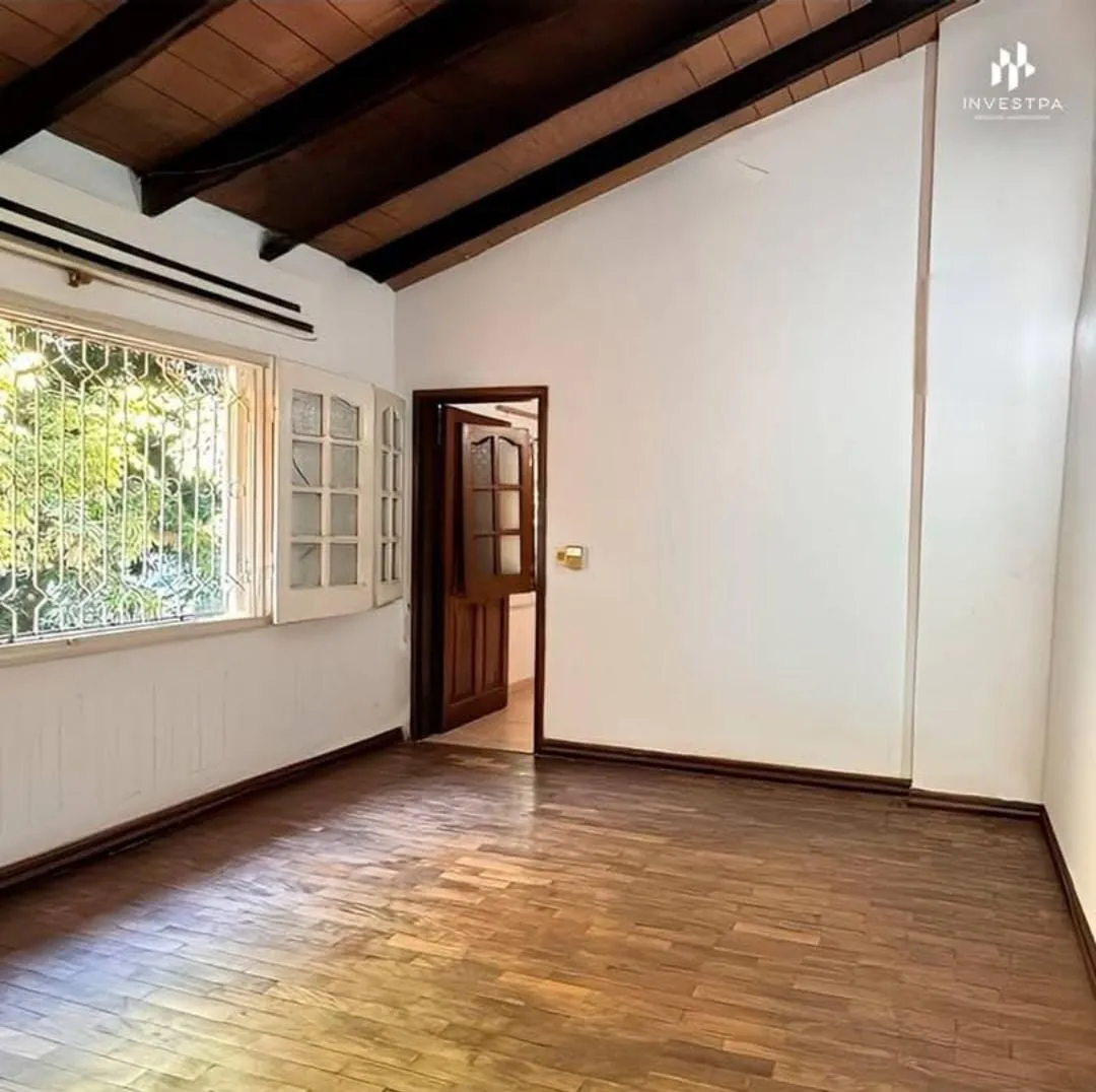 Casa en alquiler en Villa Elisa