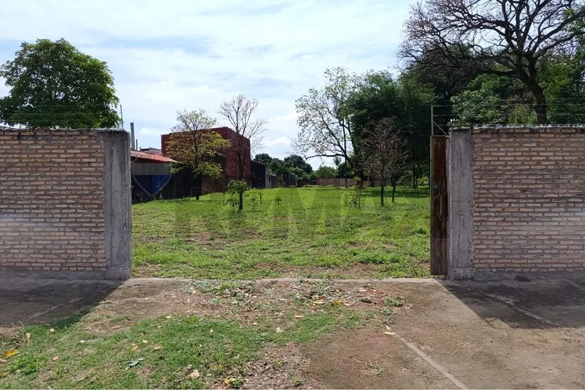 Terreno en venta en Roberto L. Pettit