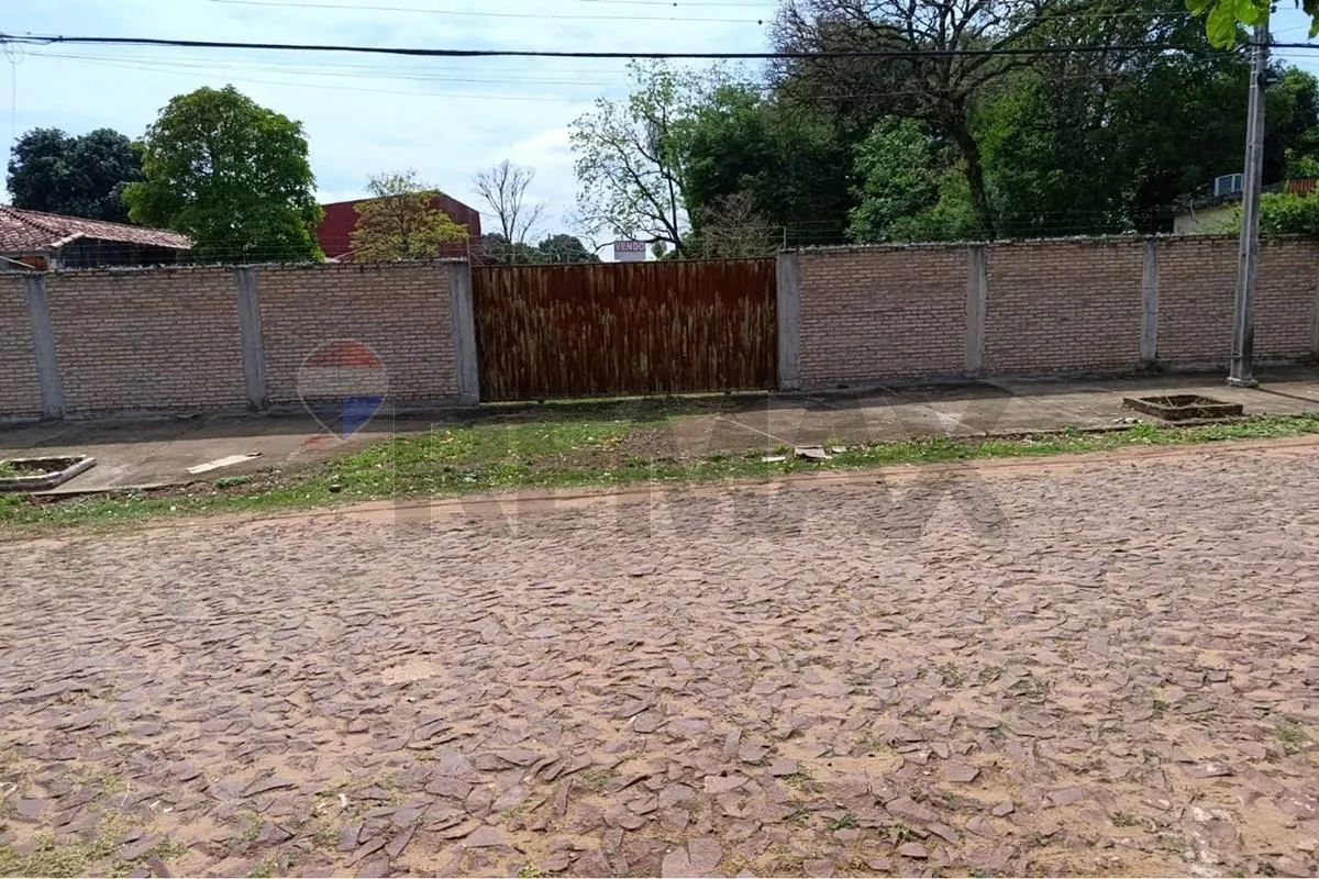 Terreno en venta en Roberto L. Pettit