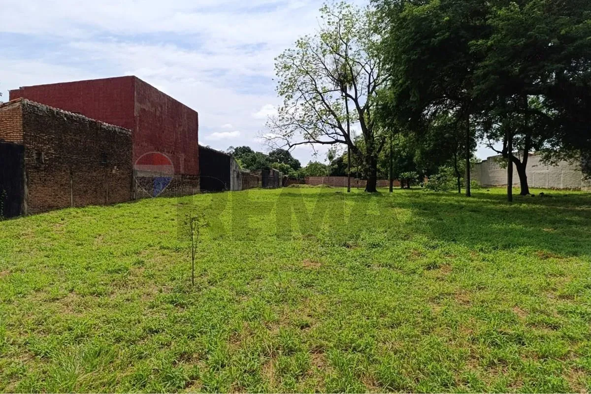 Terreno en venta en Roberto L. Pettit