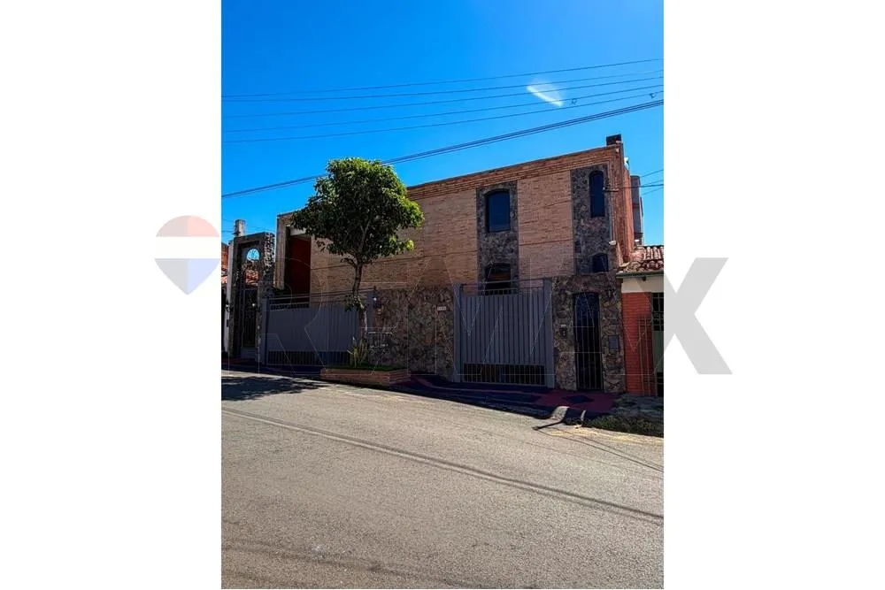 Casa en venta en Barrio Jara