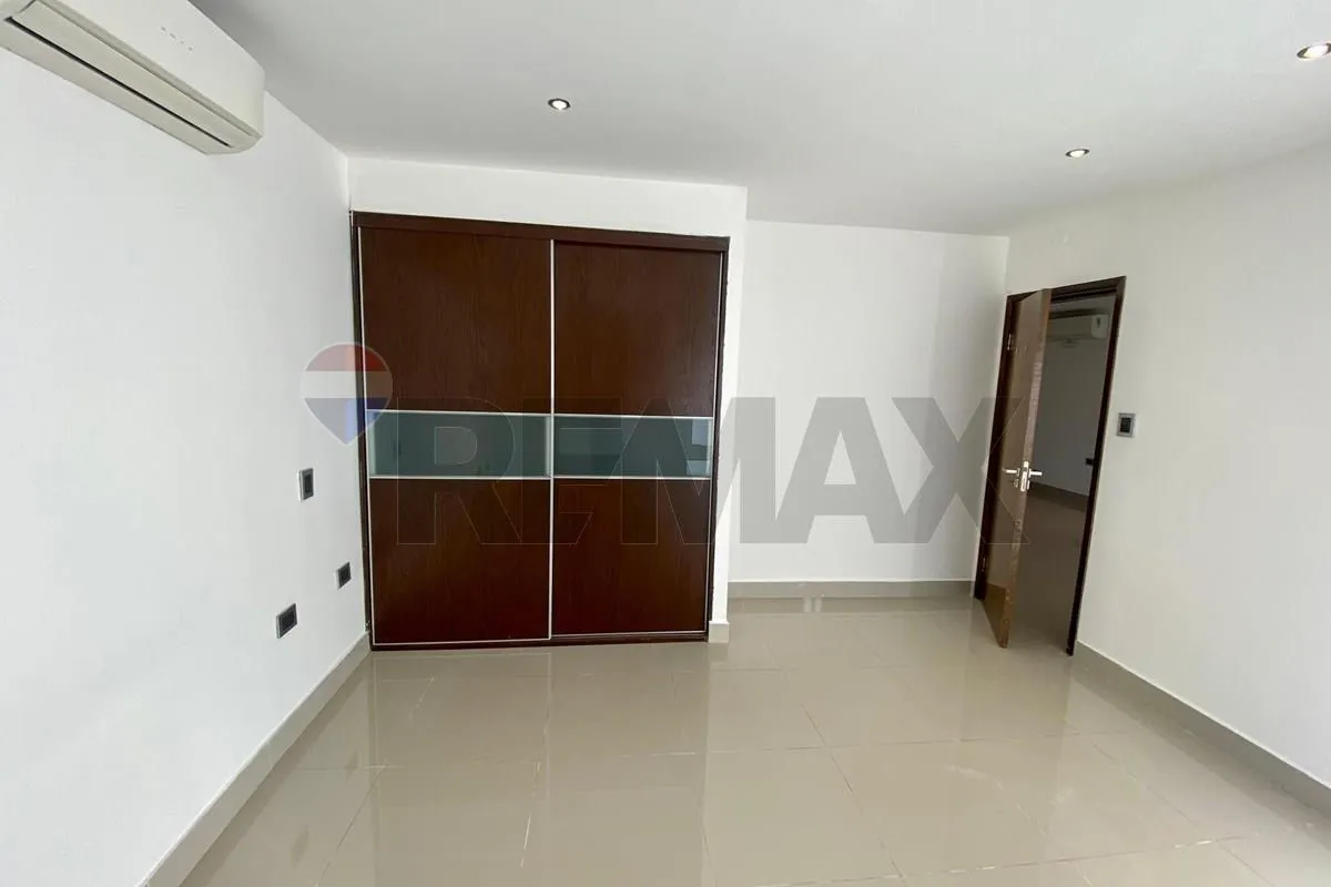 Casa en venta en Luque