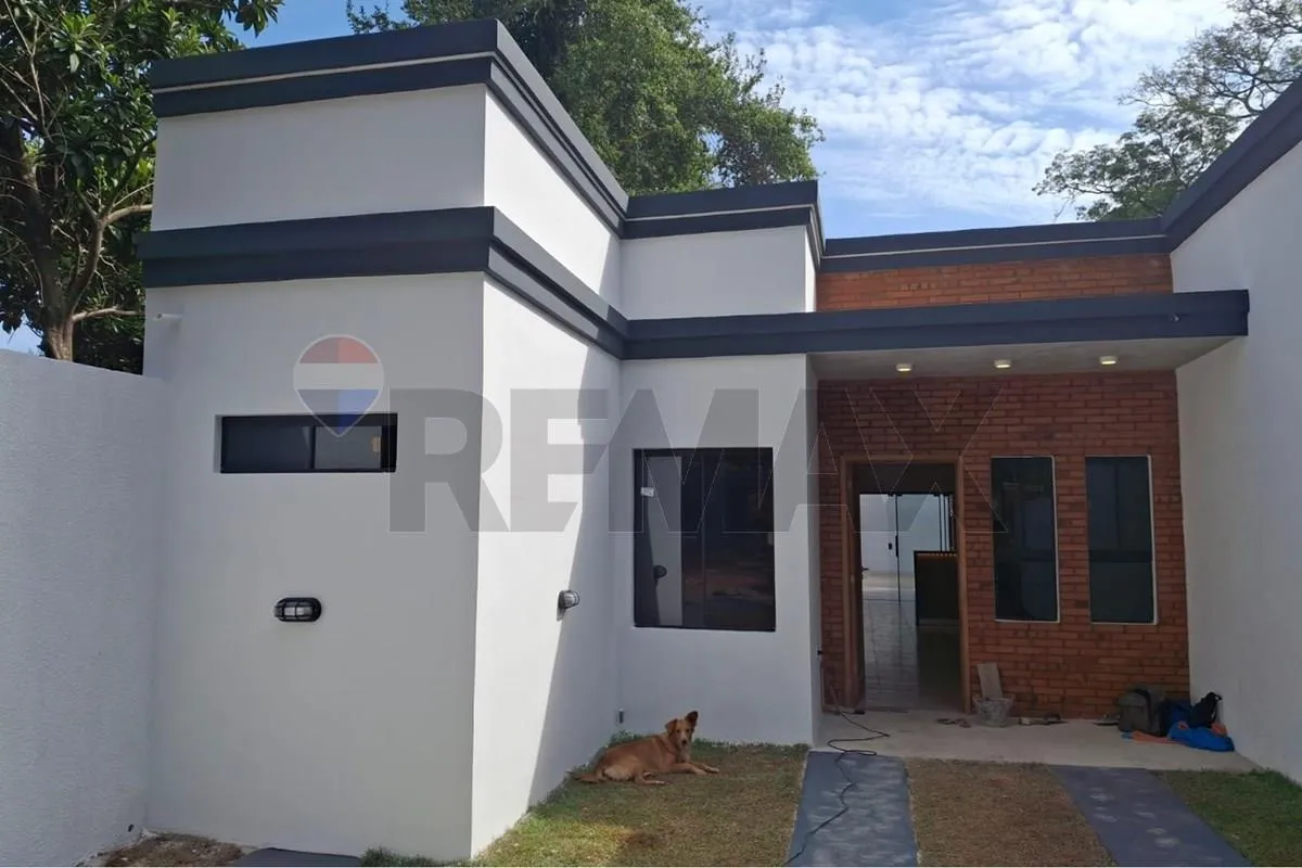 Casa en venta en Barrio Primavera