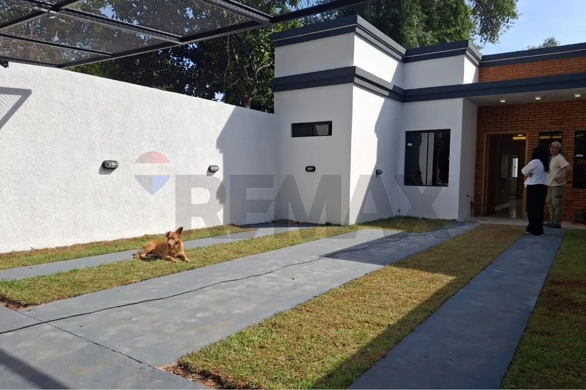 Casa en venta en Barrio Primavera