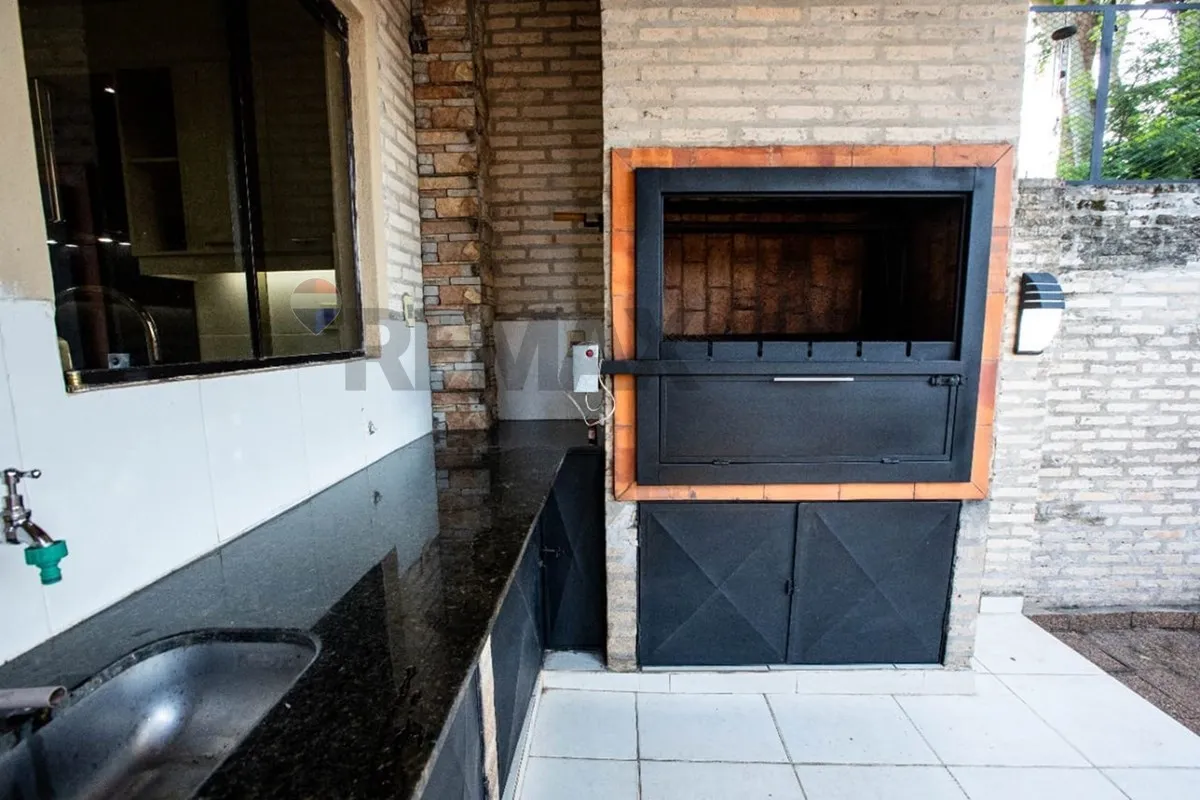 Duplex en venta en Mbachio I
