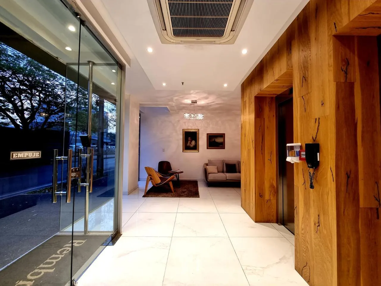 Departamento en alquiler en Villa Morra