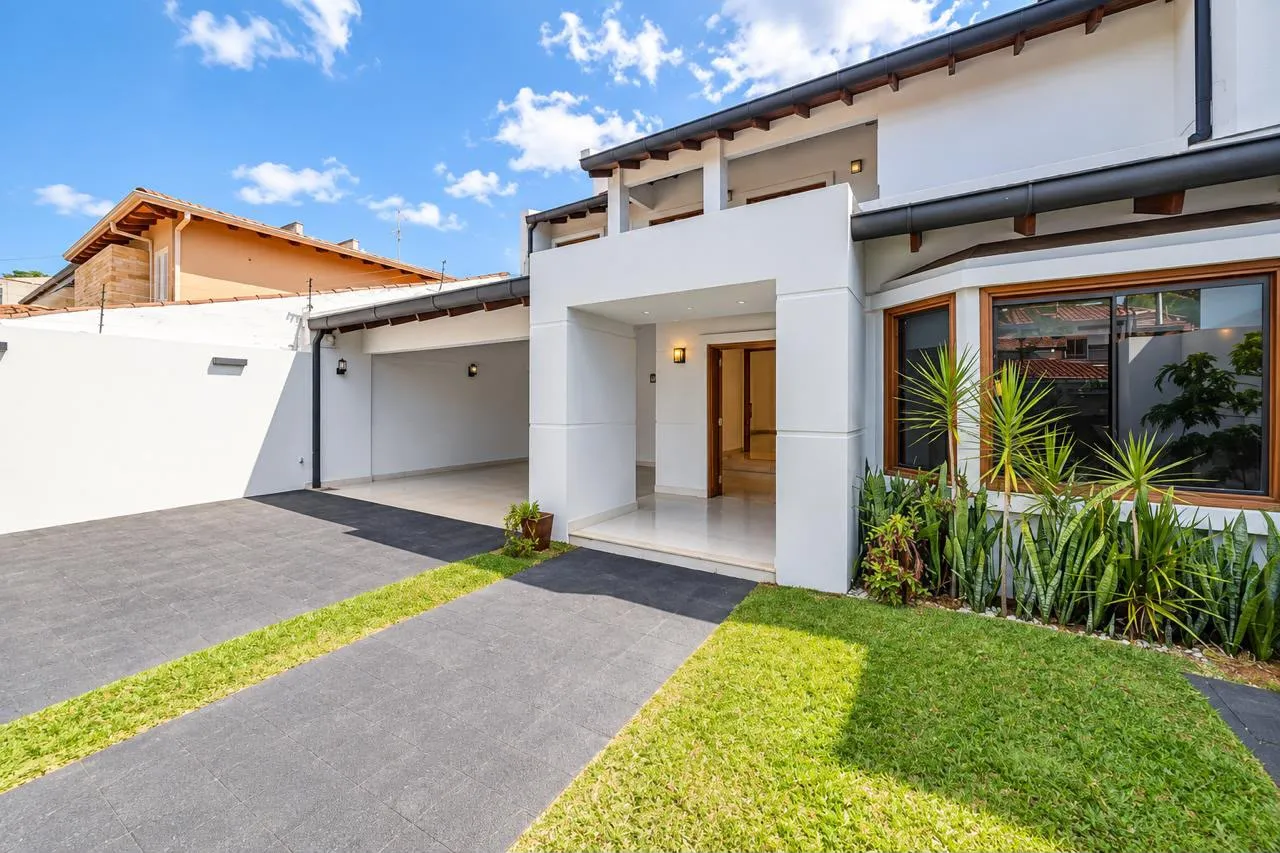 Casa en venta en Ycua Sati