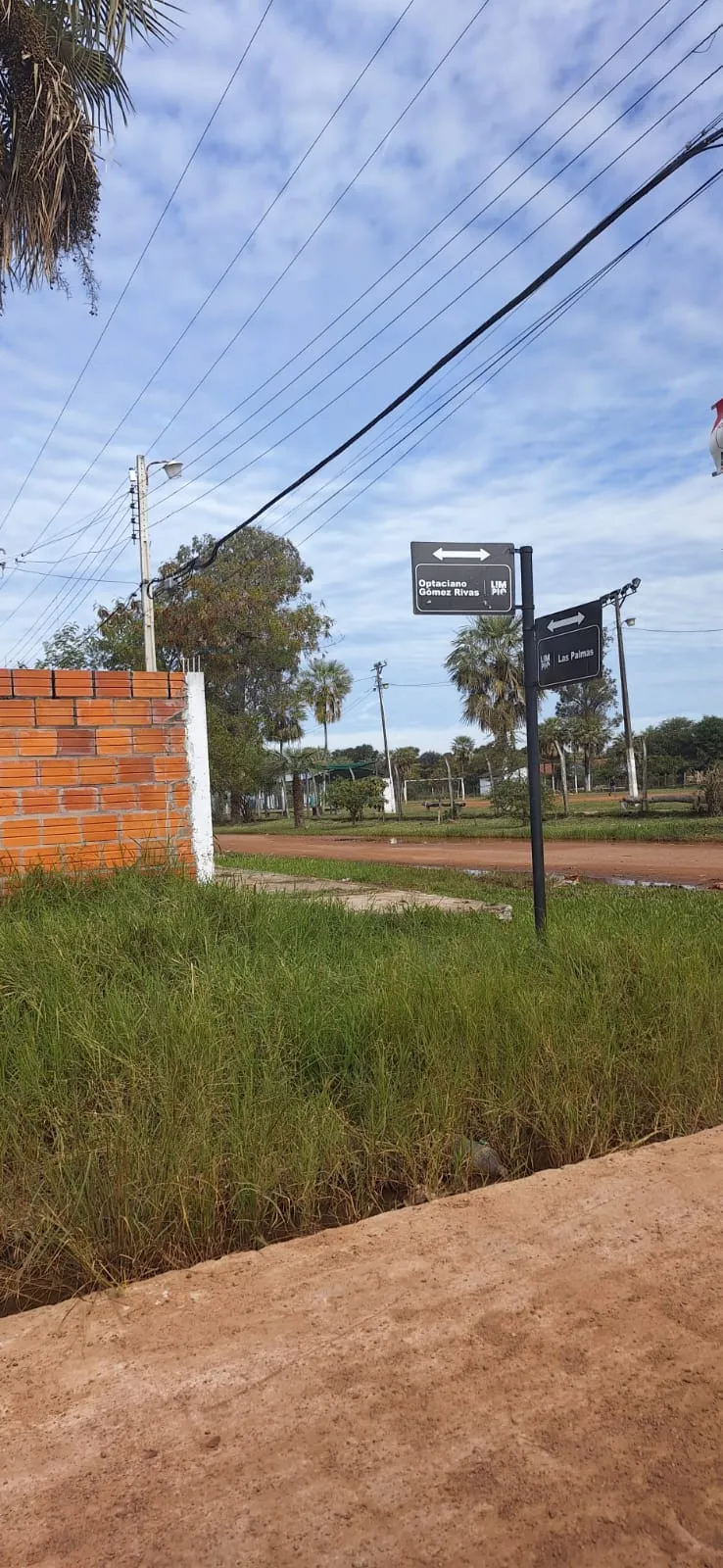 Terreno en venta en Villa Jardin