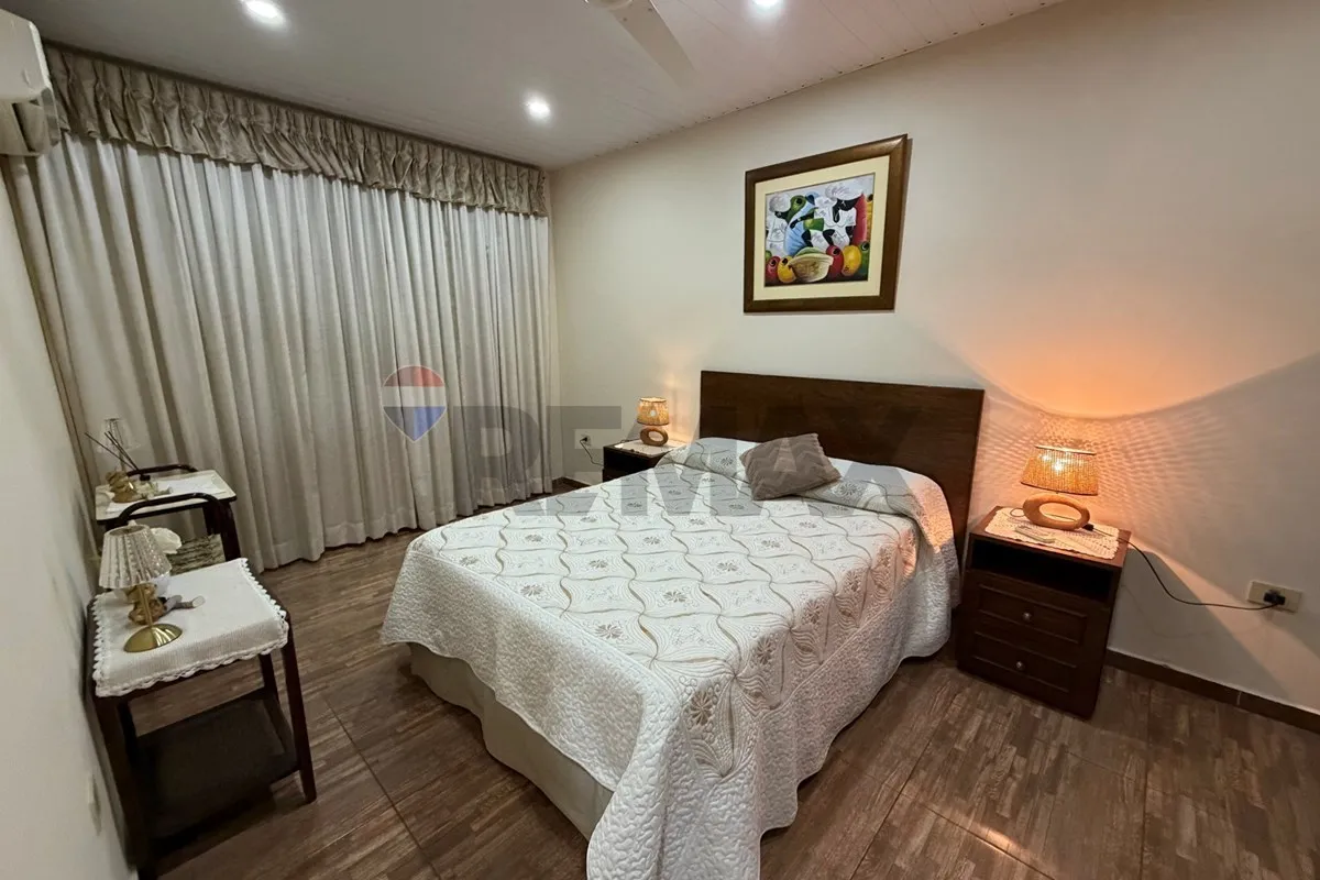 Casa en venta en Bernardino Caballero