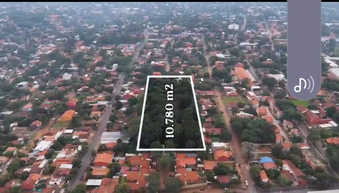 Terreno en venta en Leopardi