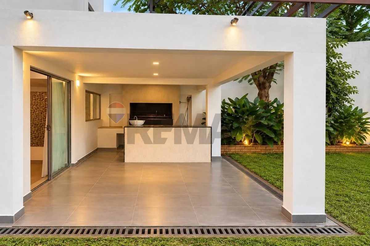Casa en venta en Mbachio 1