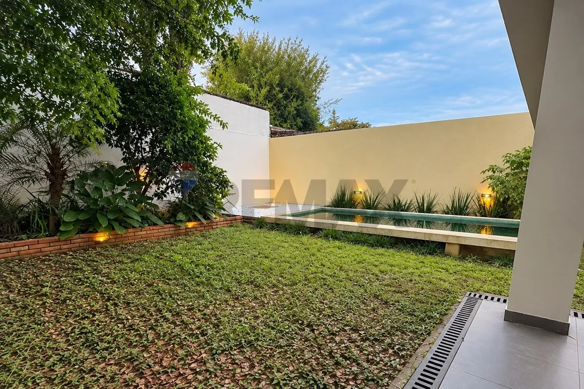 Casa en venta en Mbachio 1