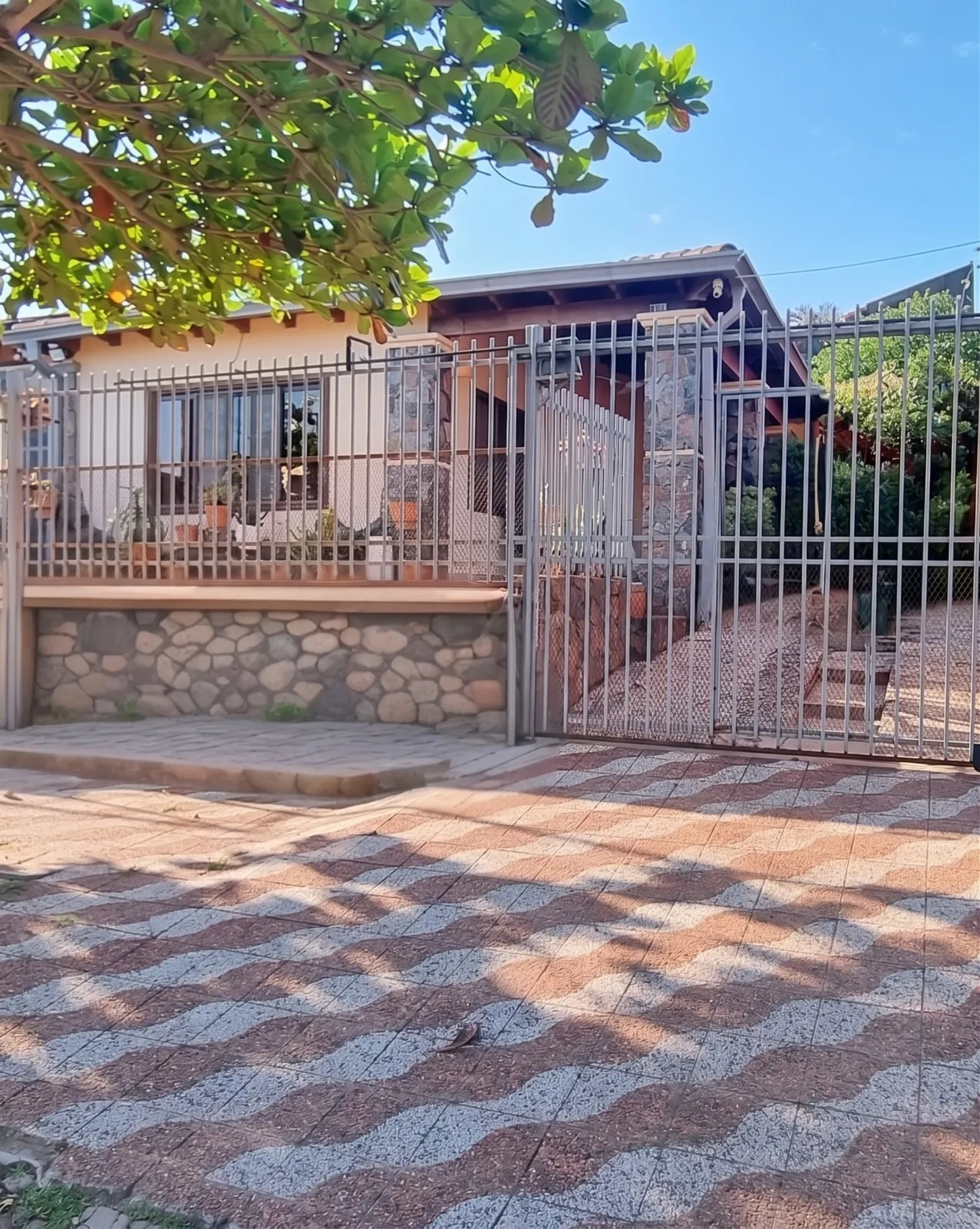 Casa en venta en Barrio Kennedy